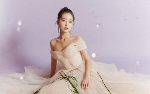 李现刘亦菲恋情爆料视频,甜蜜互动引网友热议  第1张